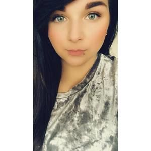 Meet your Posher, Alexis